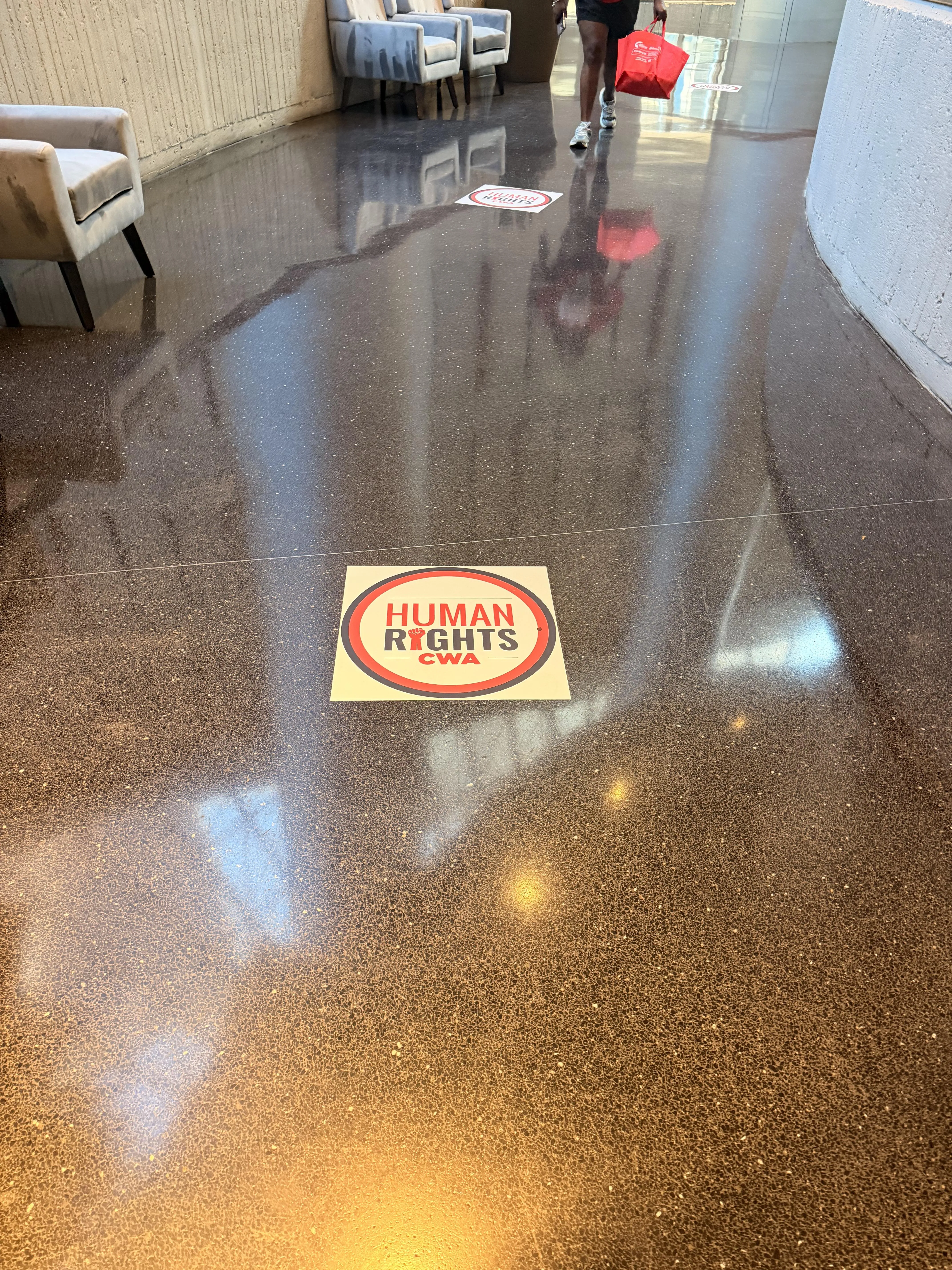 Human rights emblem of the Floor